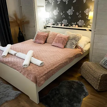 Bíborlak 7 Apartamento *