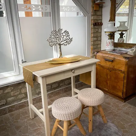 Apartman Bíborlak 7 *